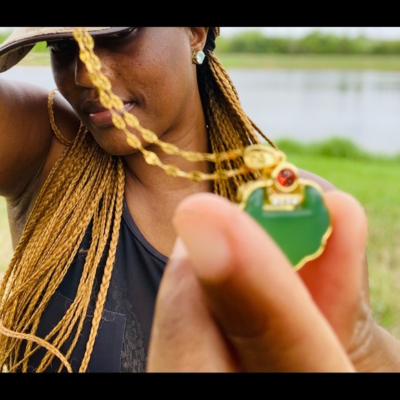 Hetian Jasper Faux Amulet Green Jade - Picture 5 of 7